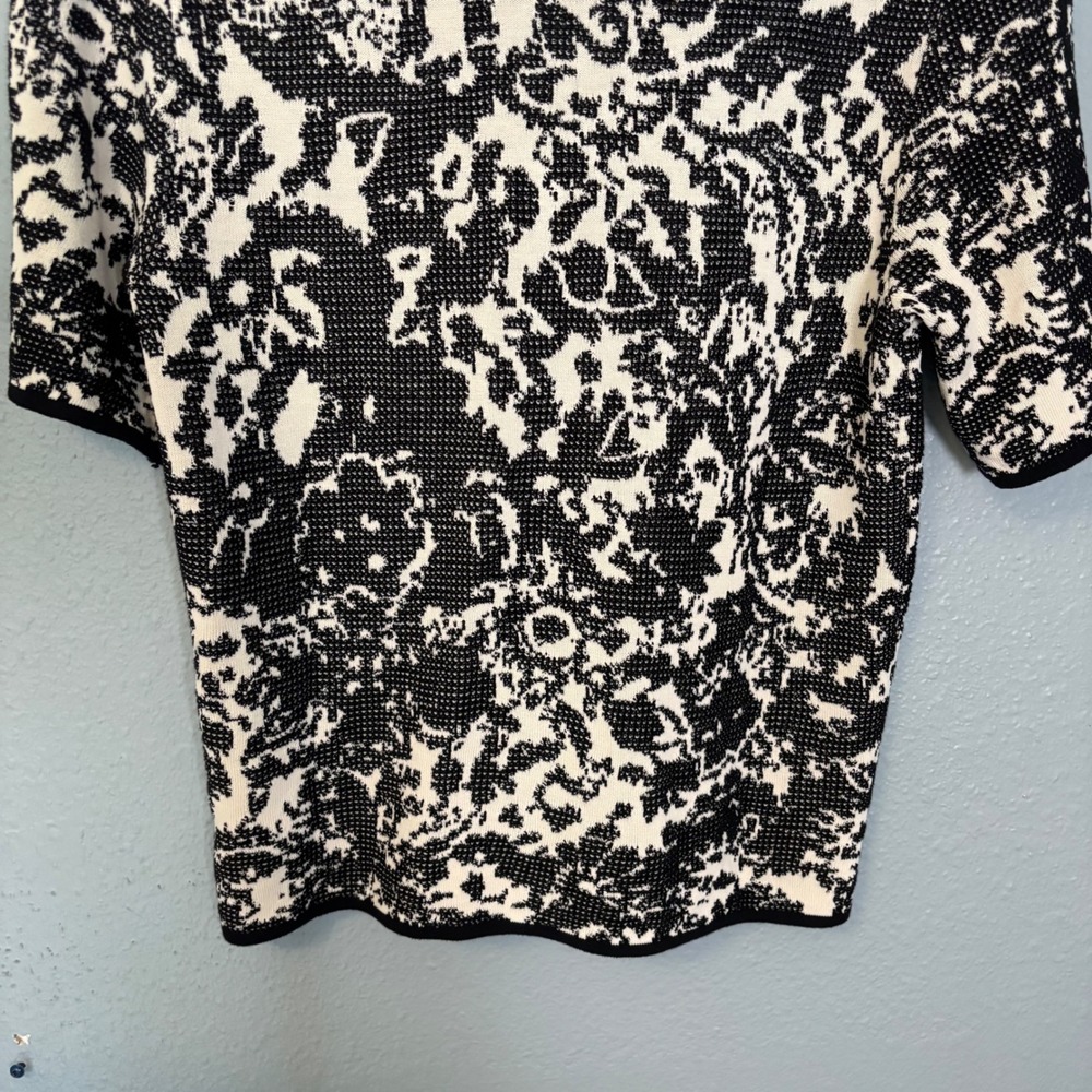 Desigual Women's Bandana Fluid Short Sleeve Abstract Print White Black Medium - Picture 9 of 10